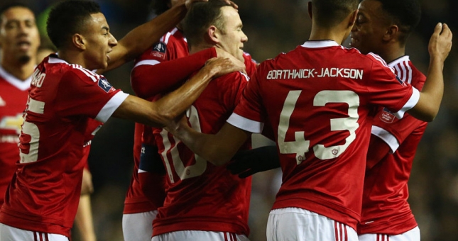 MU vs Stoke: Thắng để mơ top 4